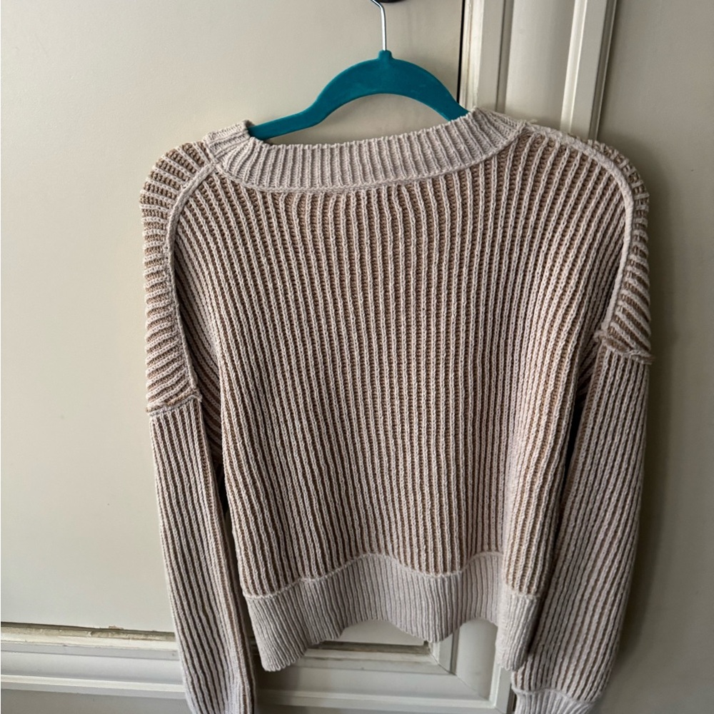 Boutique tan sweater in a size small - Picture 3 of 4